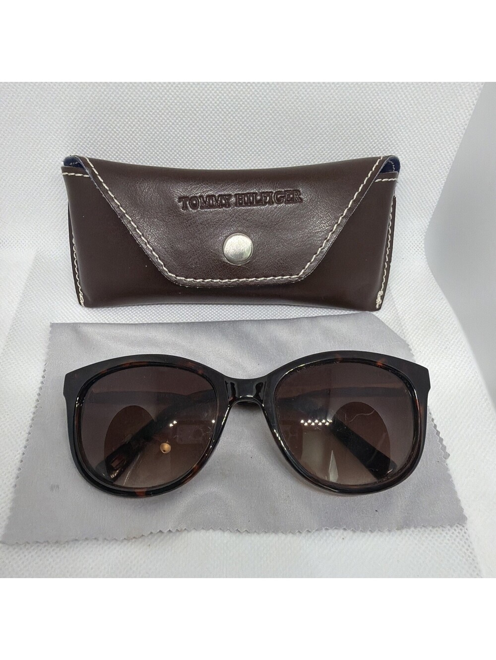 Tommy Hilfiger Olivia WP OL269 Women’s Tortoise Gradient Sunglasses 52-19-130